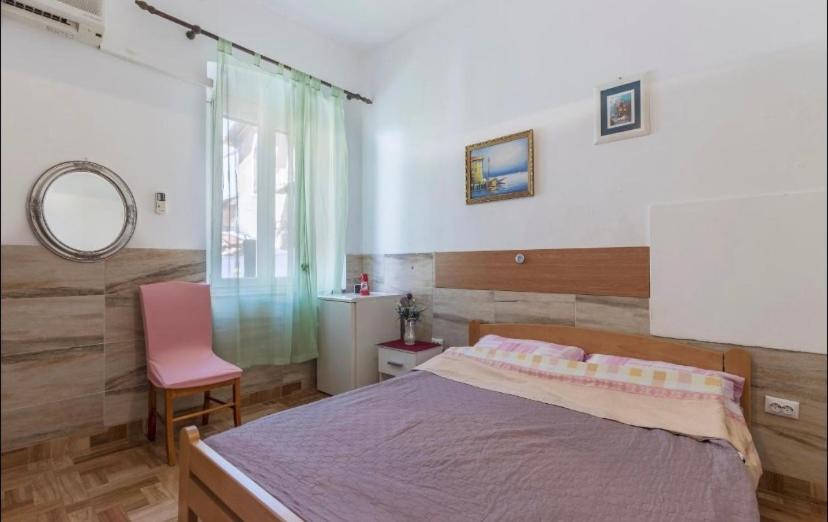Two Eva Apartment *